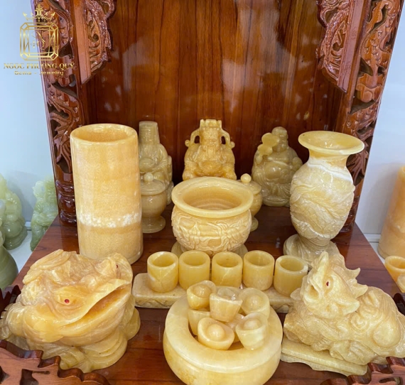 Bộ bàn thờ thần Tài Tiền Địa đá ngọc Pakistan 