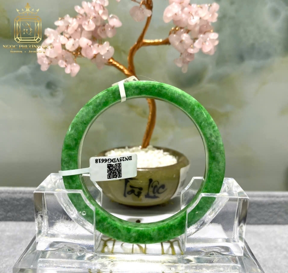 Cẩm thạch tự nhiên