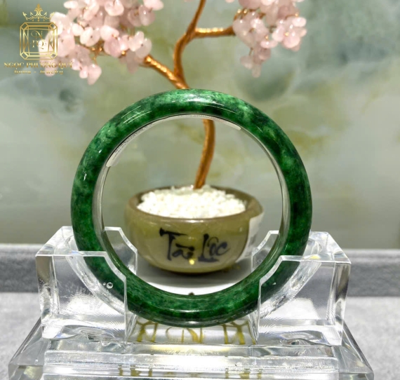 Cẩm thạch tự nhiên