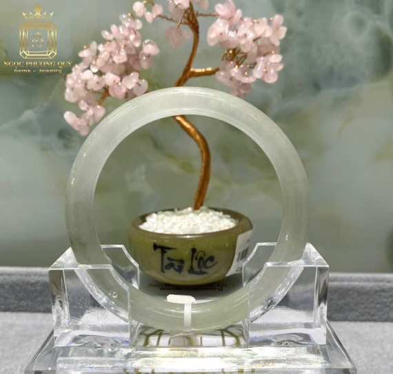 Cẩm thạch tự nhiên