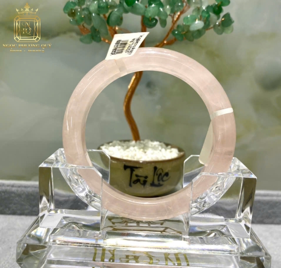 Vòng thạch anh tự nhiên