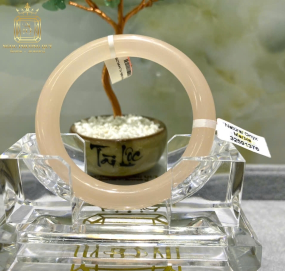 Vòng các loại đá khác (onyx,kyanite...)