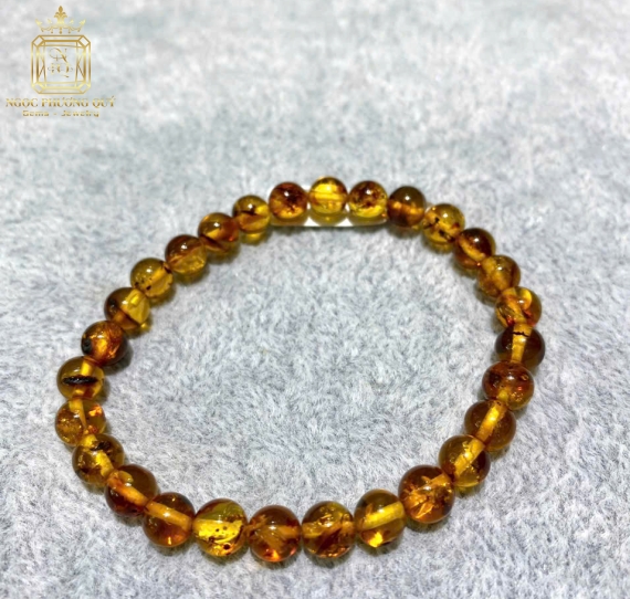 Vòng chuỗi hổ phách