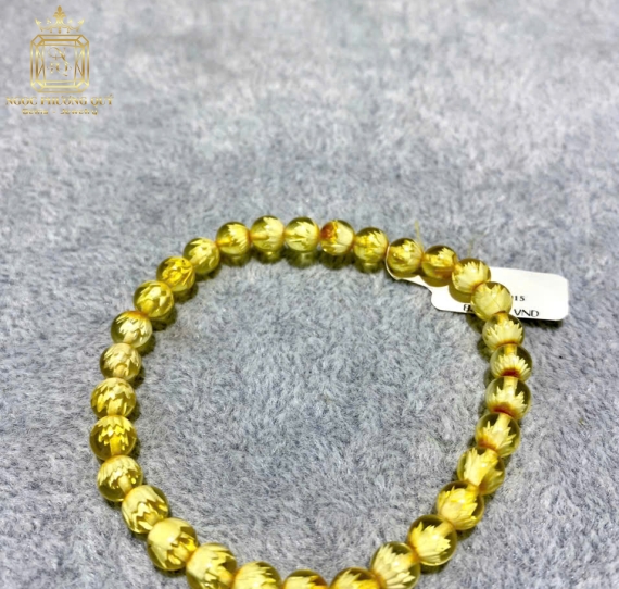 Vòng chuỗi hổ phách