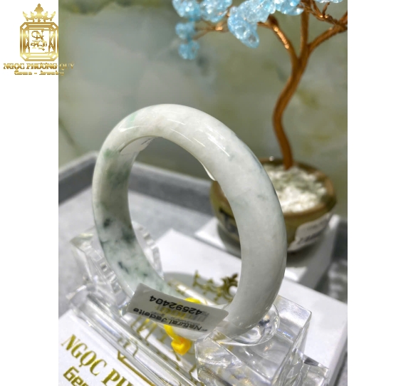 Cẩm thạch tự nhiên