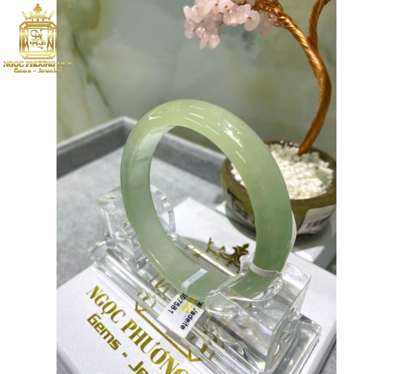 Cẩm thạch tự nhiên