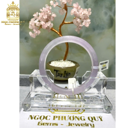Cẩm thạch tự nhiên