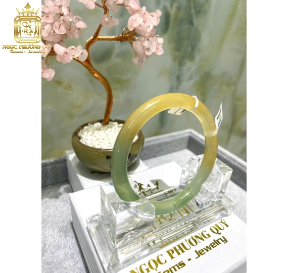 Cẩm thạch tự nhiên