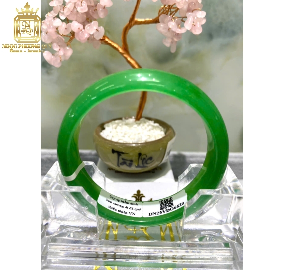 Cẩm thạch tự nhiên