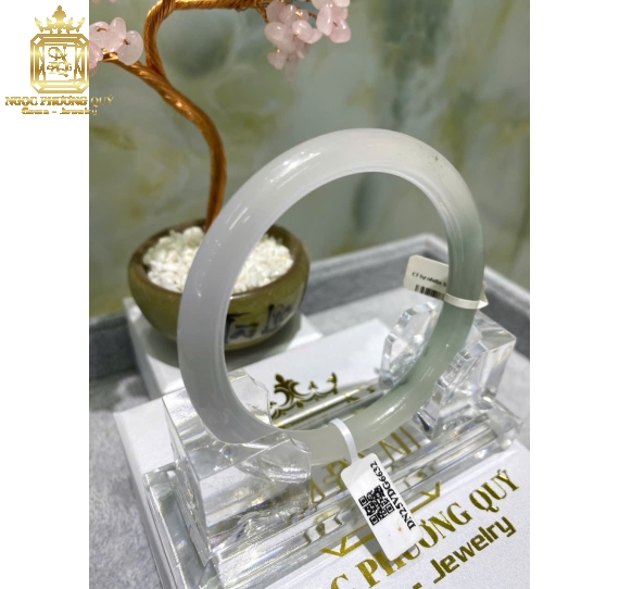 Cẩm thạch tự nhiên