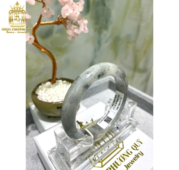 Cẩm thạch tự nhiên