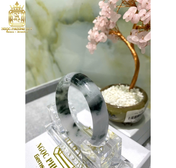 Cẩm thạch tự nhiên