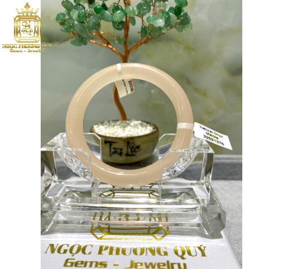 Vòng các loại đá khác (onyx,kyanite...)