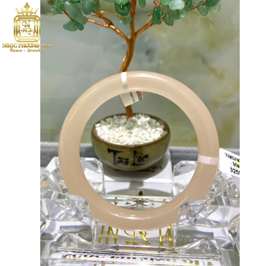 Vòng các loại đá khác (onyx,kyanite...)